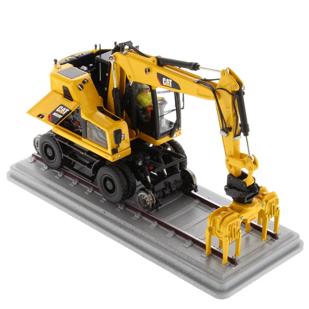 Escavadeira Rodoviária Ferroviária Cat® M323F, em escala 1:50 Escavadeira Rodoviária Ferroviária Cat® M323F, em escala 1:50